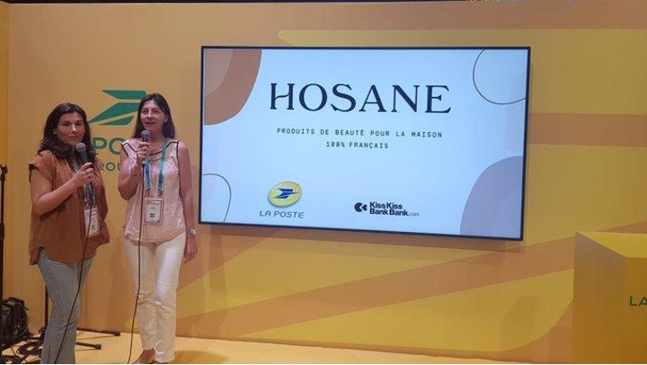 Pitch final d'hosane sur le stand du groupe Laposte